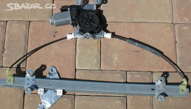 Náhled: Nissan Navara D40, Pathfinder mechanismus oken